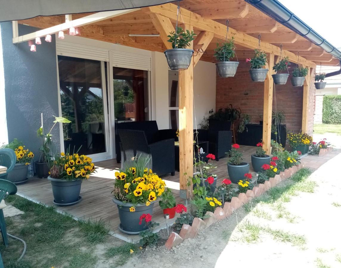 Apartman Tea Valpovo Exterior photo